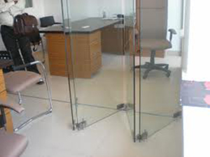 Glass partitions Gallery image 6